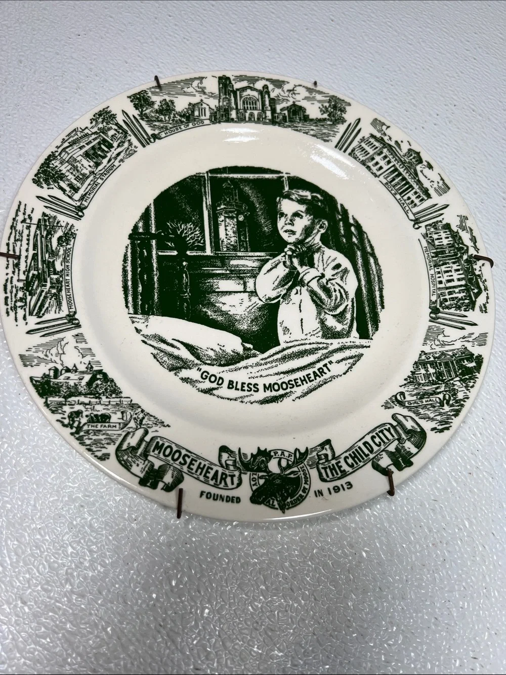 Vintage Collector's Plate 